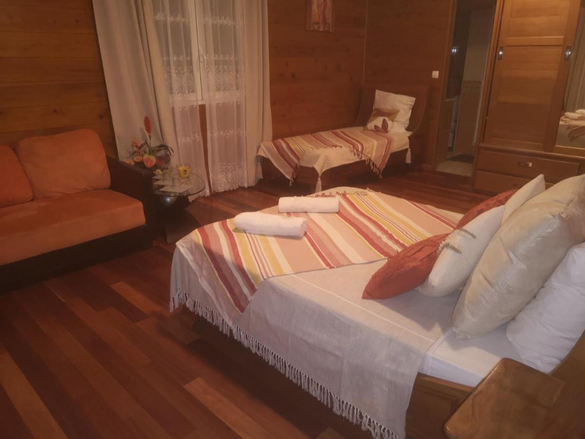 萨拉济Le Papangue住宿加早餐旅馆 外观 照片